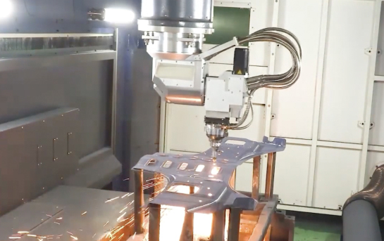 10 лазерных станков Han’s Laser 2D и 3D резки на одном заводе! 